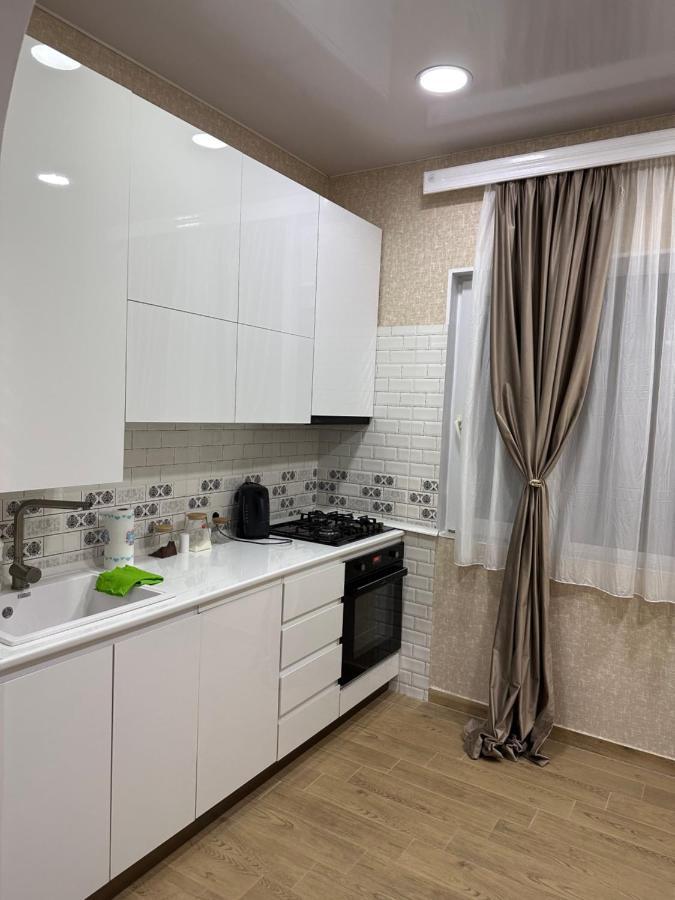 4 Bedroom Suite Apartment Ln Tbilisi City Ngoại thất bức ảnh