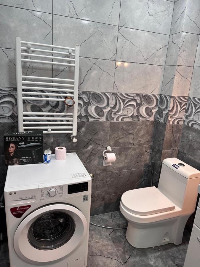 4 Bedroom Suite Apartment Ln Tbilisi City Ngoại thất bức ảnh